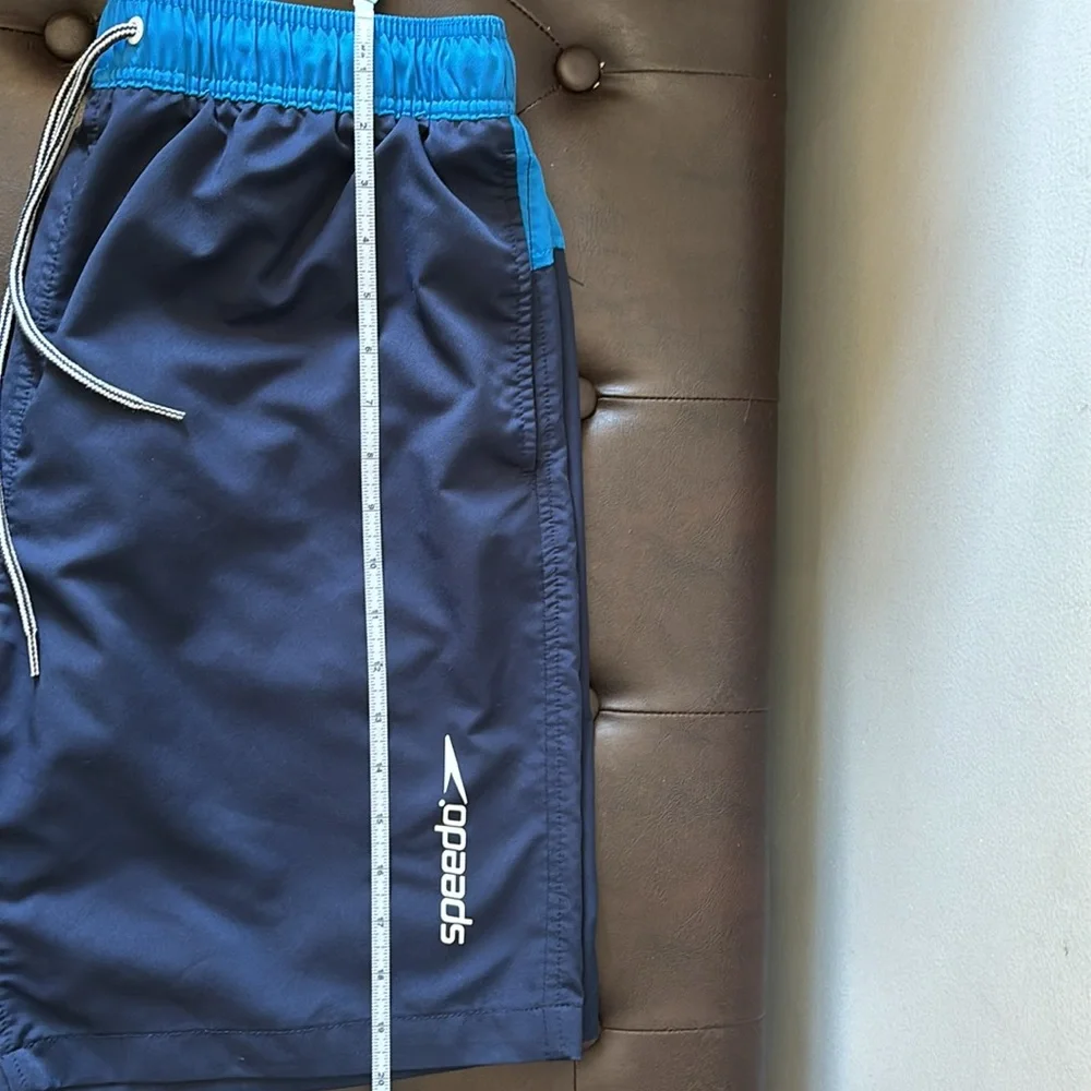 Speedo, men’s Large, Navy Blue, Swim Shorts. - Picture 6 of 6